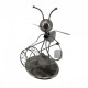Porte bouteille en métal en forme d'abeille chez Trésors de la Ruche vue2